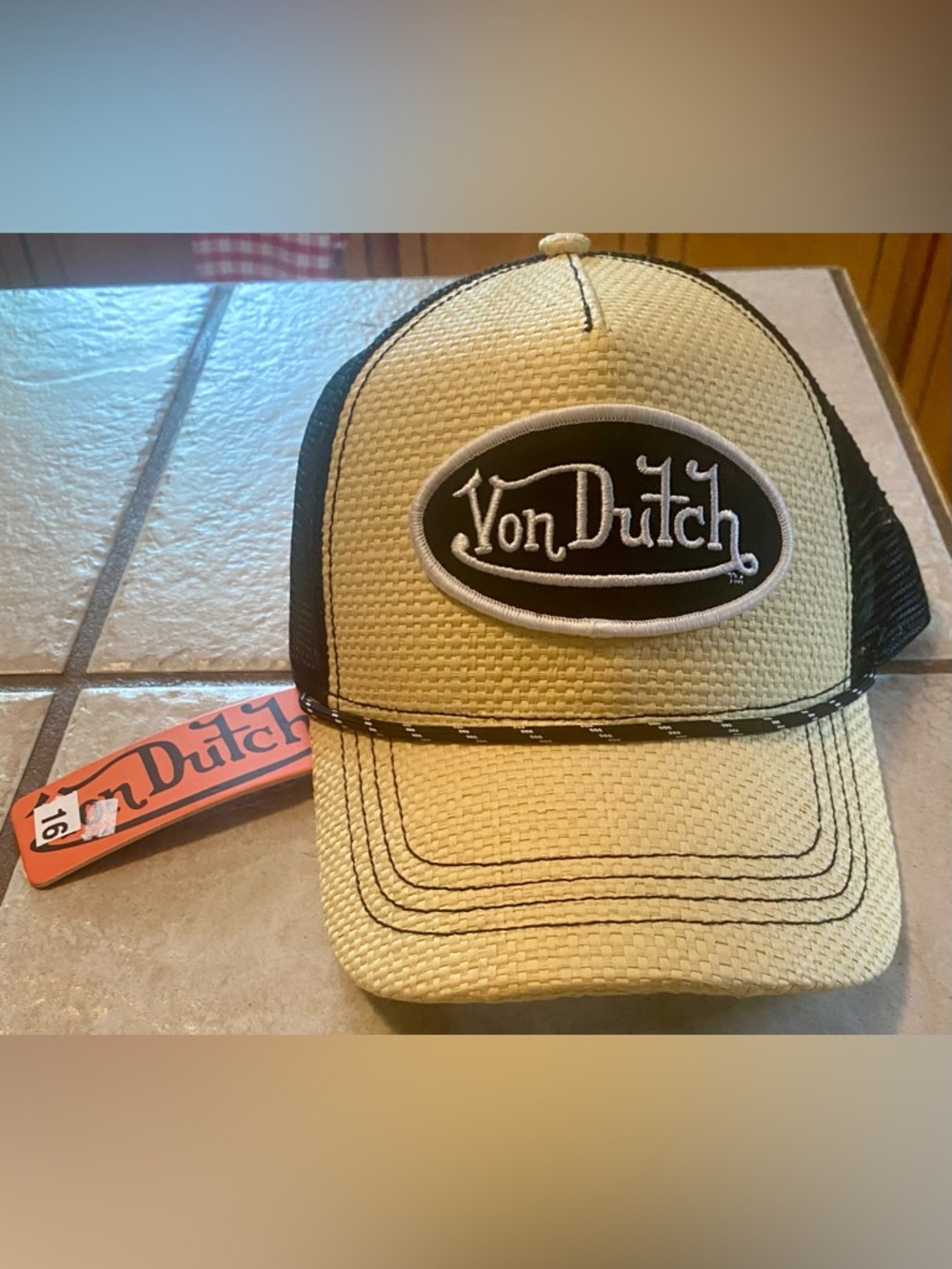 Von Dutch NWT Straw Trucker Snapback hat yellow/black colorway logo patch.